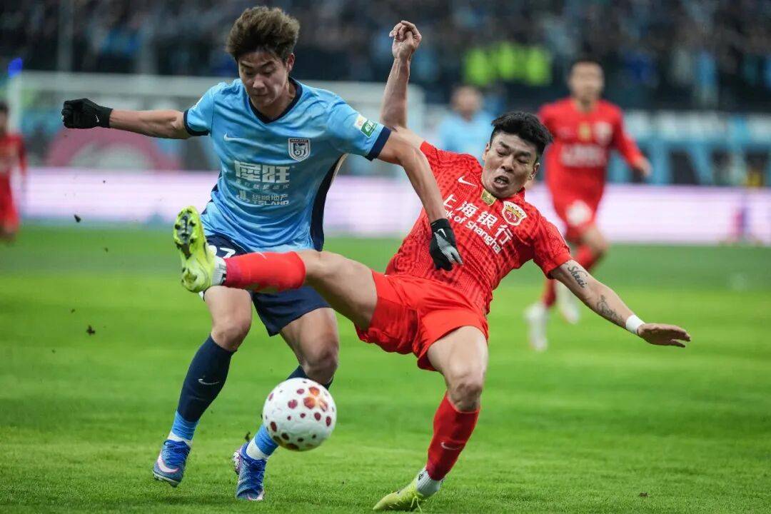 海港，拉响警报！