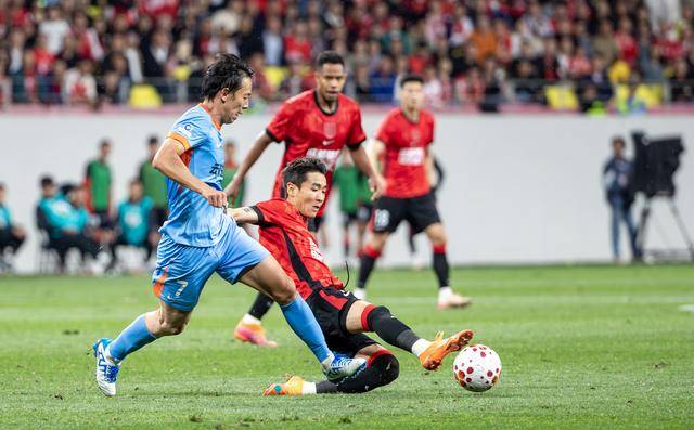 逆转取胜！成都蓉城七轮不败领跑中超｜图集